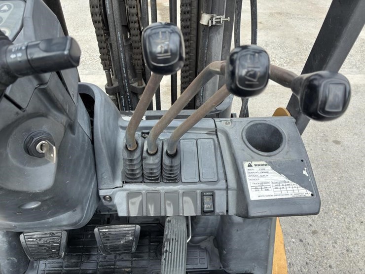2013-caterpillar-2c5000-image-16