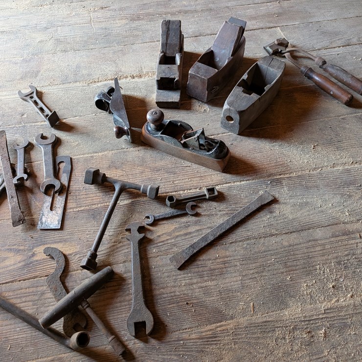 #3043 • Antique Misc