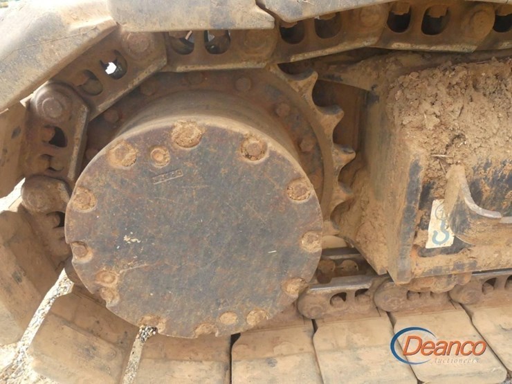 2018-deere-135g-image-9