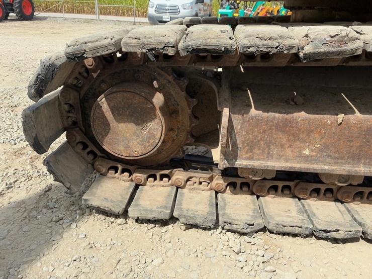 komatsu-pc78mr-6-image-22