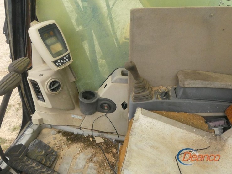 2004-caterpillar-330cl-image-11