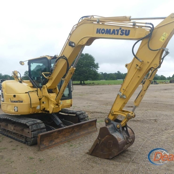 KOMATSU PC88MR-10