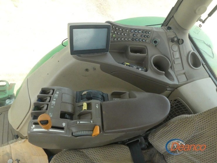 2013-john-deere-6210r-image-12