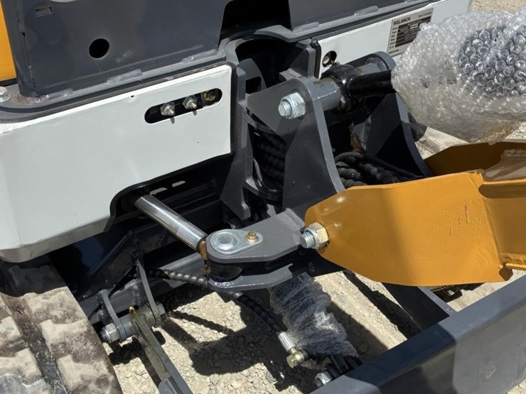 2025-sdlanch-sdle20-hydraulic-excavator-image-6