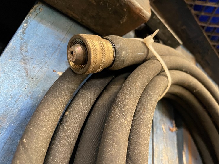 #8427-•-e-z-flex-150-gas-line-hose-image-3
