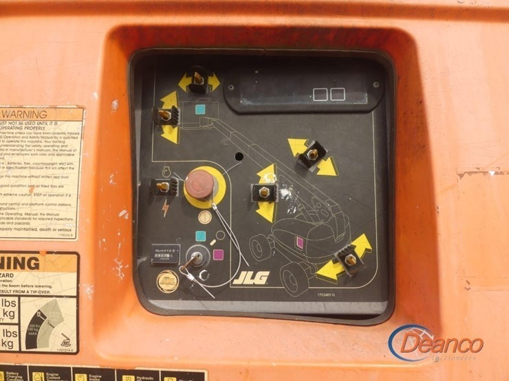 2005-jlg-600s-image-9