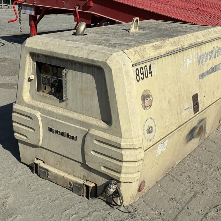 2005 INGERSOLL-RAND P185WIR
