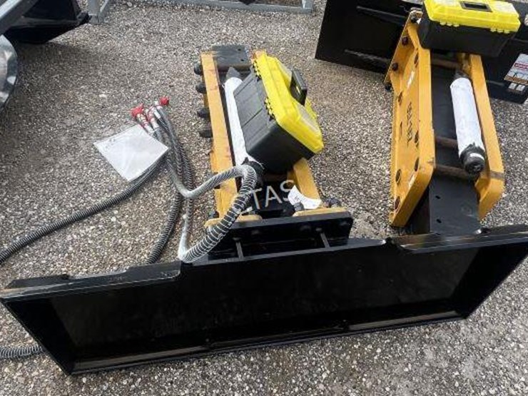 #138-•-wolverine-skid-steer-hydraulic-breaker-image-3