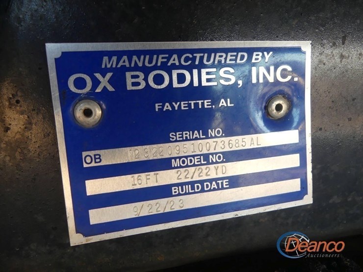 2024-kenworth-t880-image-7