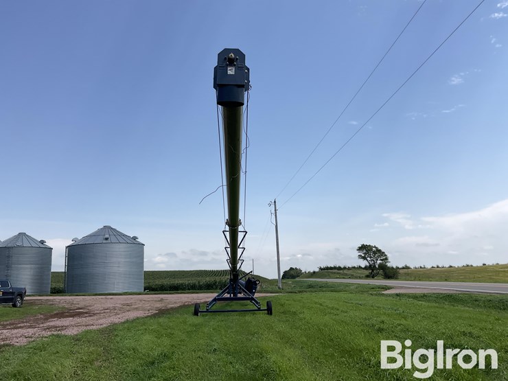 harvest-international-h1082-image-6