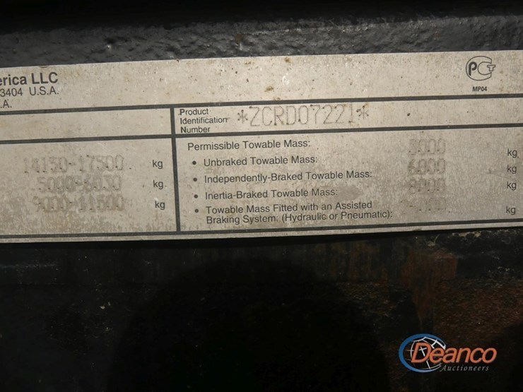 case-ih-magnum-235-image-10