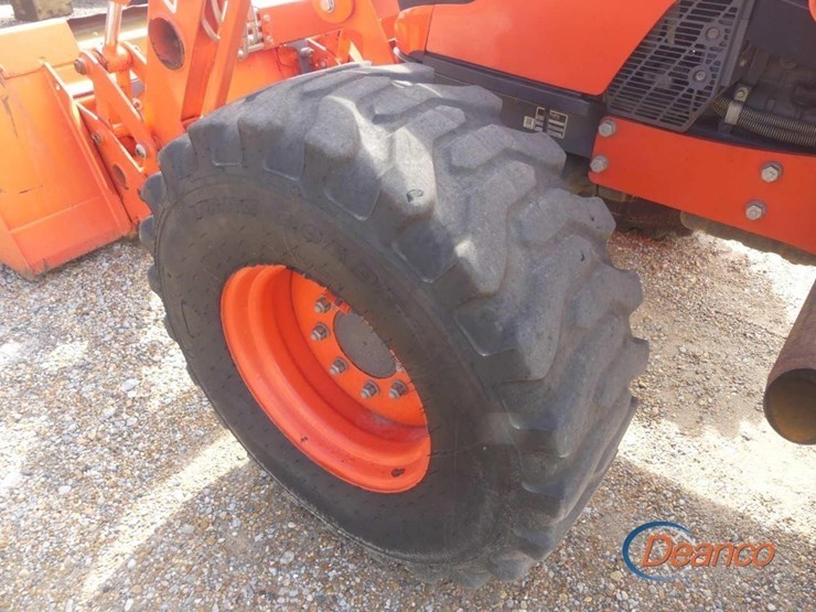 2019-kubota-m7060d-image-6