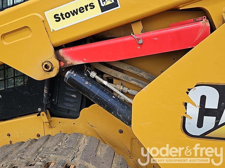 2020-caterpillar-299d3-image-21