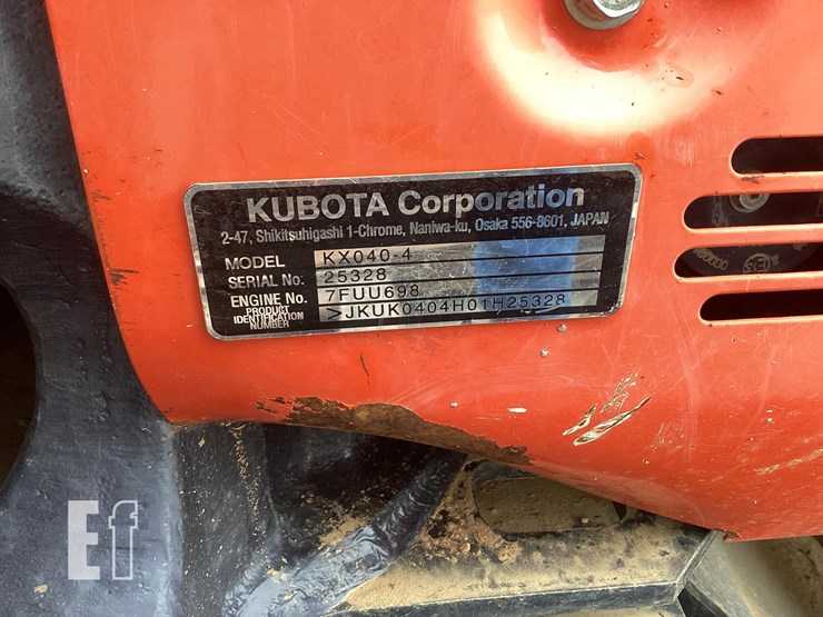 2017-kubota-kx040-4-image-18