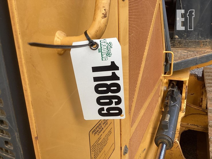2017-deere-550k-lgp-image-22