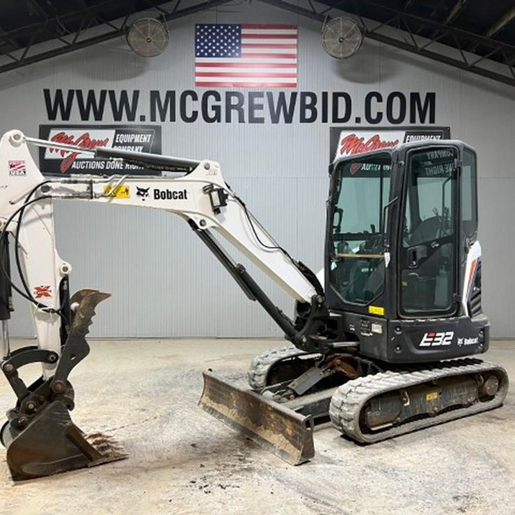 2020 BOBCAT E32i