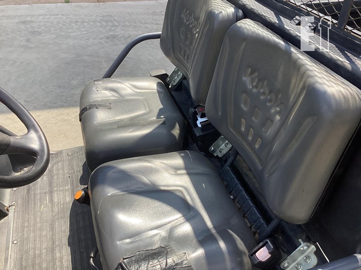 2008-kubota-rtv900-image-16