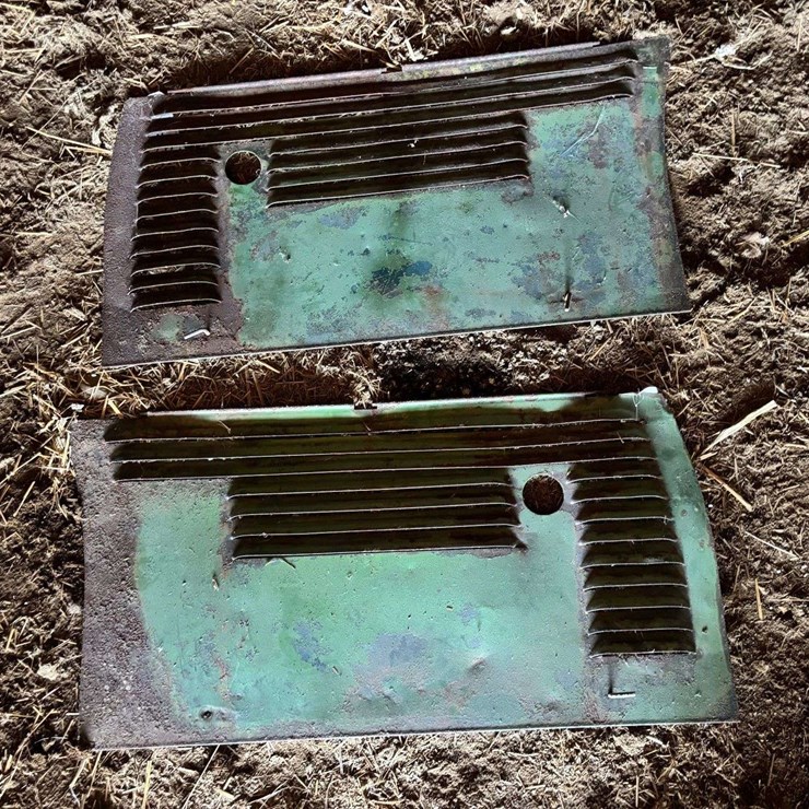 Oliver Side Panels