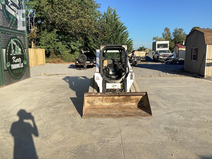 2022-bobcat-t595-image-10