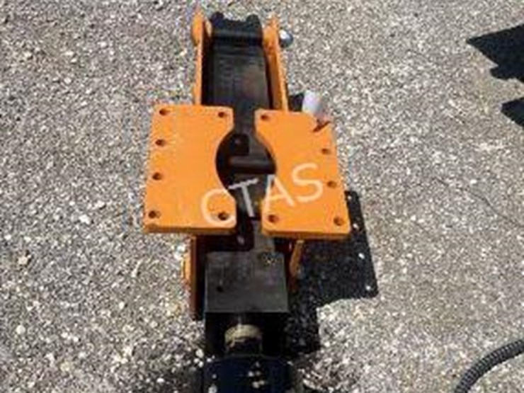 #10-•-wolverine-skid-steer-post-driver-image-4