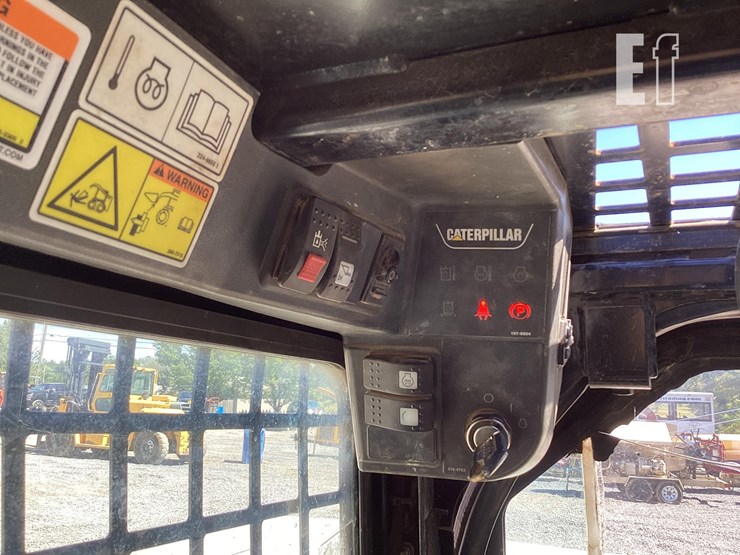 2008-caterpillar-257b2-image-17