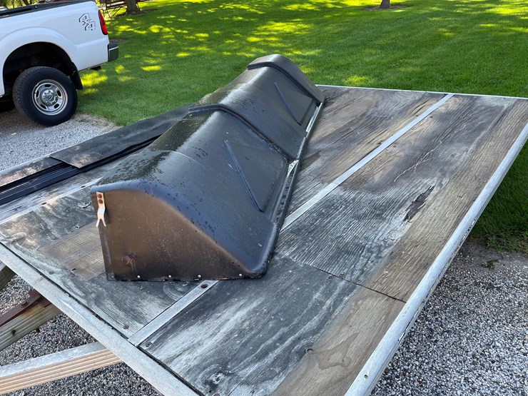 #1583-•-sled-bed-10'-snowmobile-trailer-(no-title)-image-14