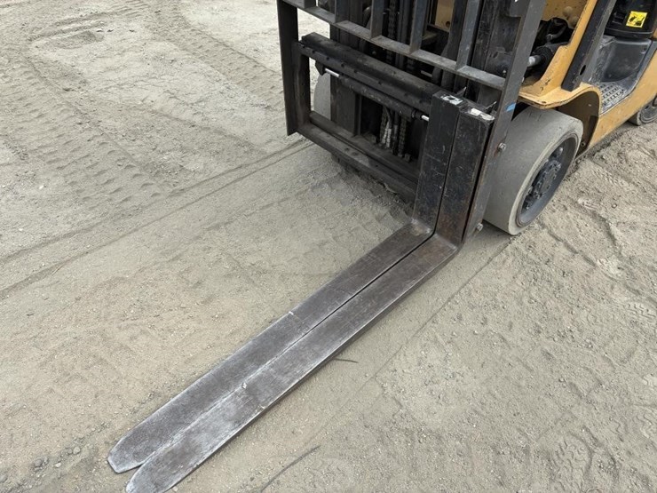 2014-caterpillar-2c500-forklift-image-5