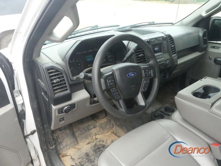 2019-ford-f150-xl-image-9