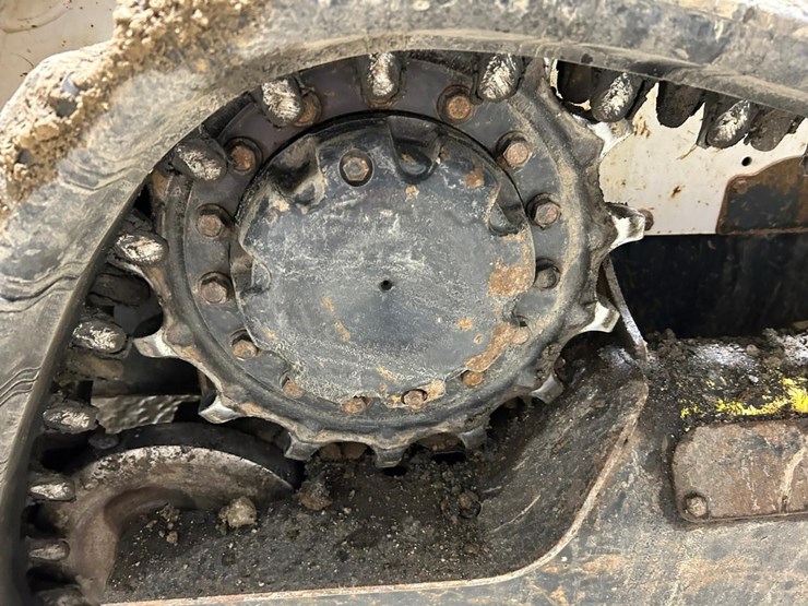 2016-bobcat-t550-image-18