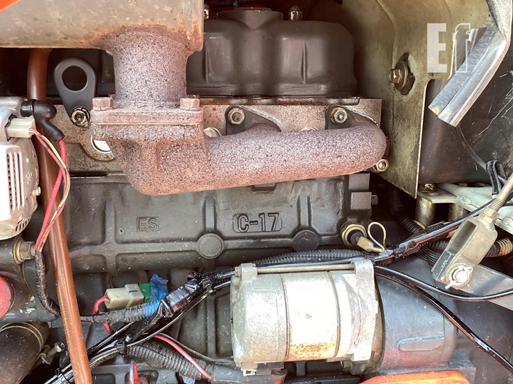 2000-kubota-l35-image-13