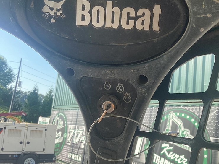 2017-bobcat-t550-image-17