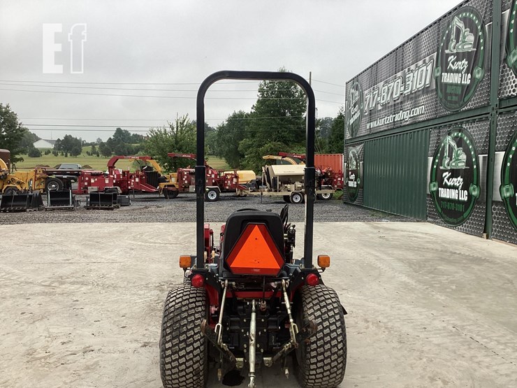 2016-mahindra-emax-22-image-3