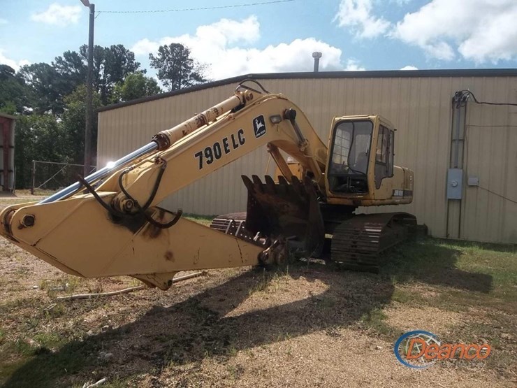 deere-790e-lc-image-8
