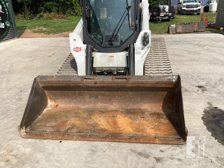 2015-bobcat-t770-image-9