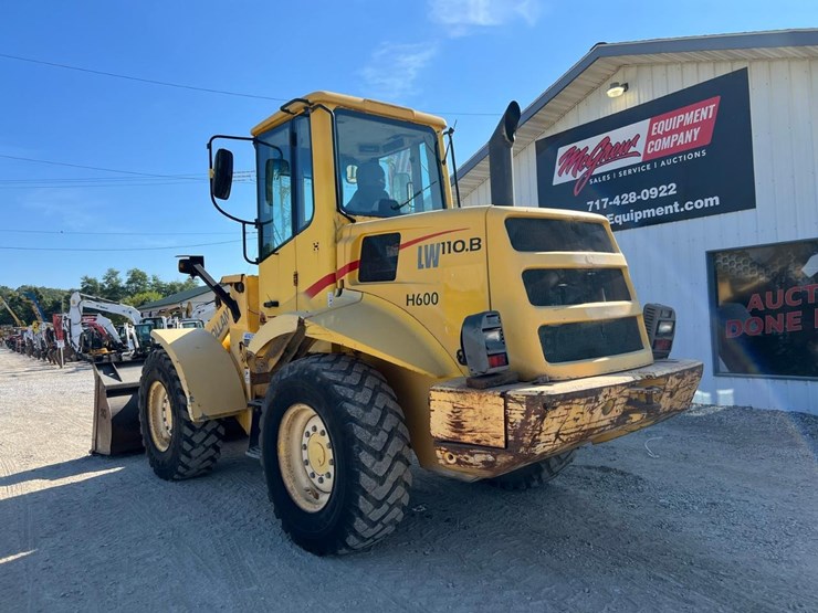 new-holland-lw110-image-3