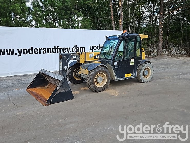 2015-caterpillar-th255c-image-1