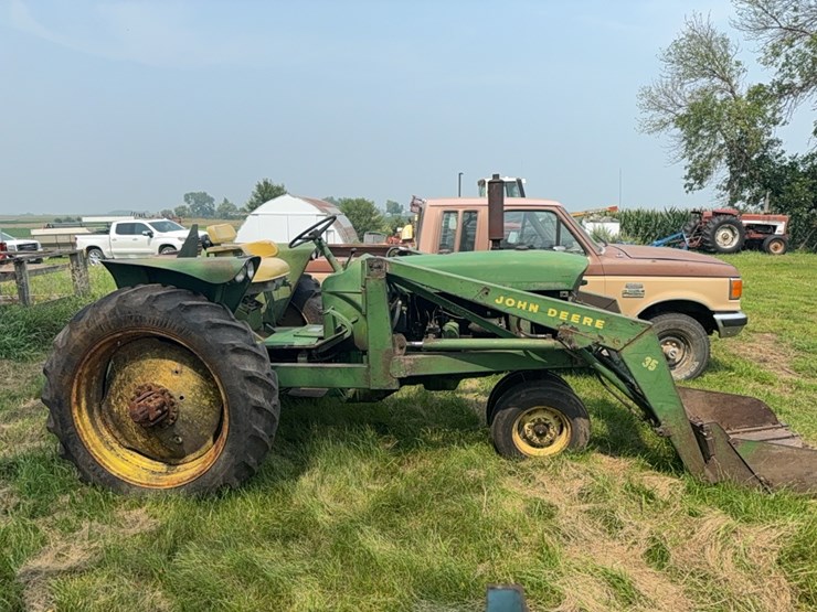 john-deere-2010-image-1