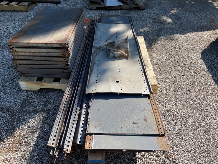 #1667-•-pallet-of-shelving-image-4
