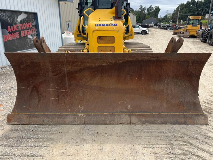 2021-komatsu-d51px-24-image-9