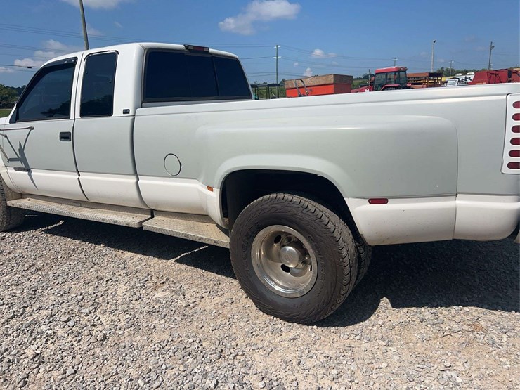 1995-gmc-k3500-image-15