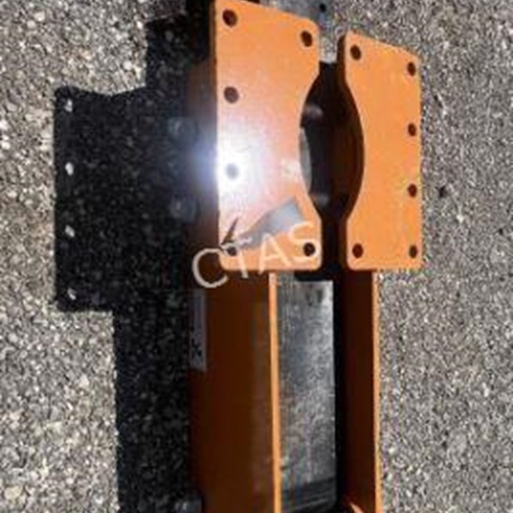 #10 • Wolverine Skid Steer Post Driver