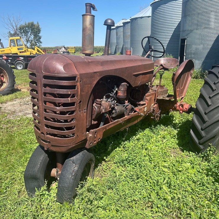 1951 MASSEY-HARRIS 44