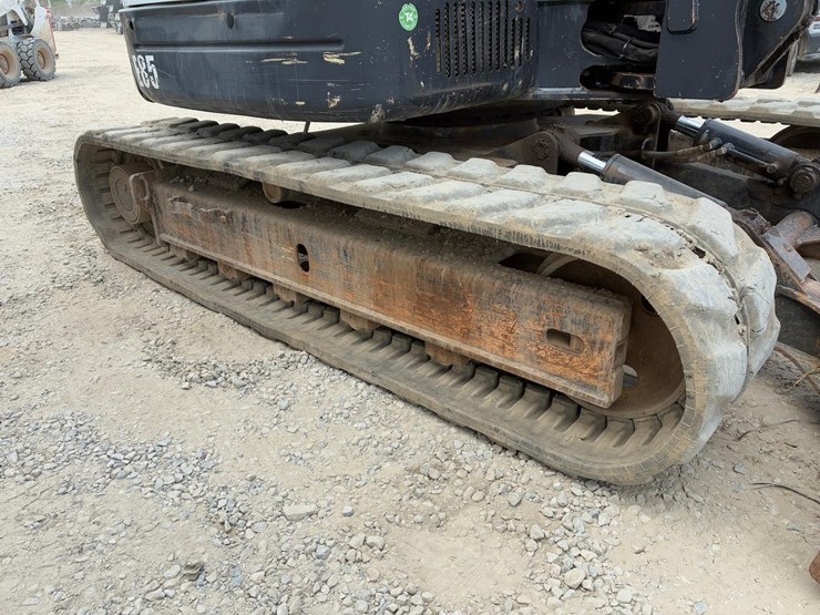 2017-bobcat-e85-image-19