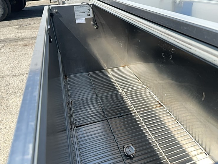 lot#--721--beverage-air-sm58n-s-with-top-and-side-access--cold-wall-milk-cooler-image-3
