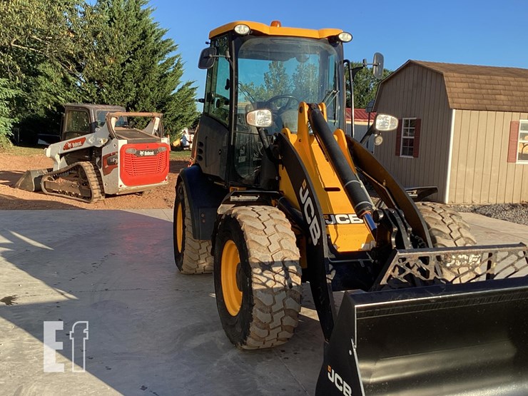 2018-jcb-409-image-6