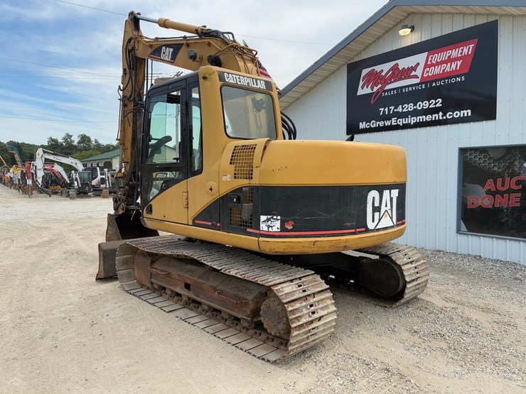 2004-caterpillar-311c-image-3