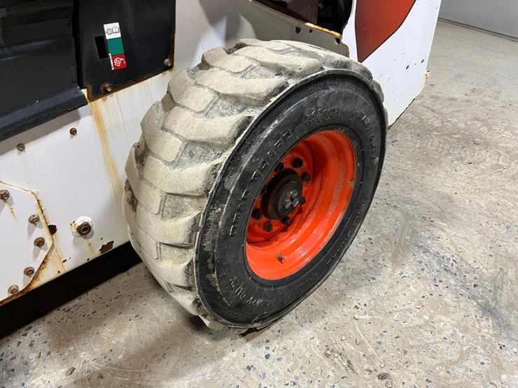 2020-bobcat-s76-image-13
