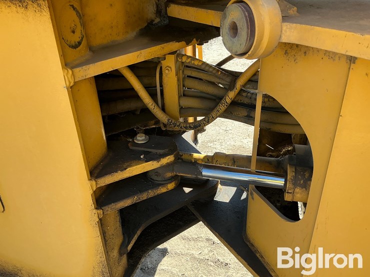 deere-444e-image-13