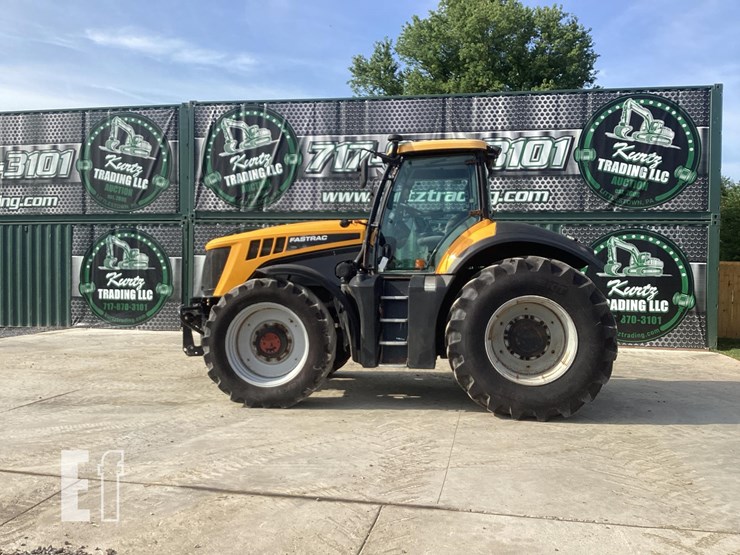 2013-jcb-fastrac-8310-image-1