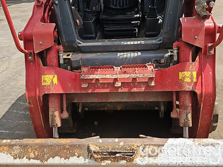 2020-takeuchi-tl10v2-image-14